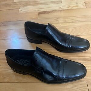DKNY men’s loafers brand new size 10